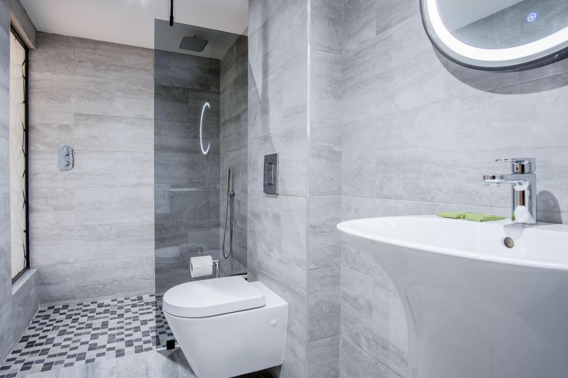 Suite 12 - Sleeping Giant Hotel - Pen Y Cae Inn Brecon Luaran gambar
